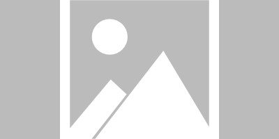 KOK体育app下载-国少后卫柏骅峻受伤倒地后掩面哭泣，经队医检查后被担架抬出场
